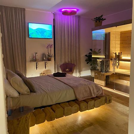 Love Space Sensory Spa & Relax Suite Santa Maria delle Mole Exteriér fotografie