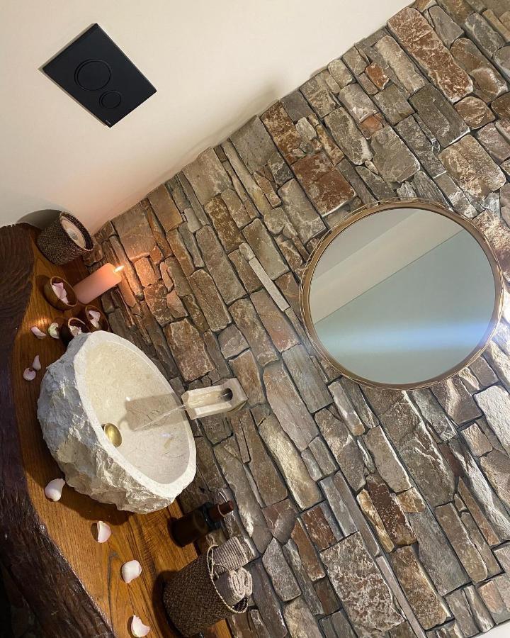 Love Space Sensory Spa & Relax Suite Santa Maria delle Mole Exteriér fotografie