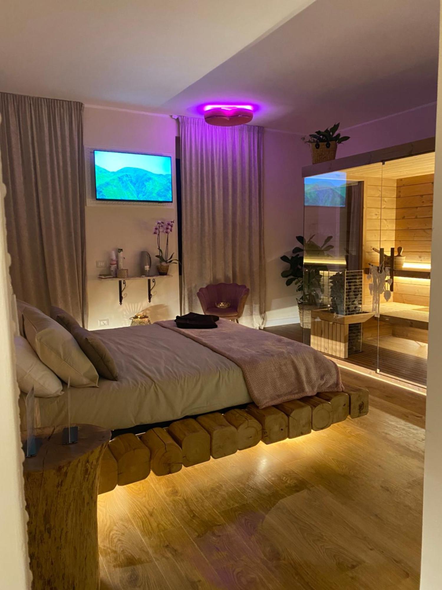 Love Space Sensory Spa & Relax Suite Santa Maria delle Mole Exteriér fotografie